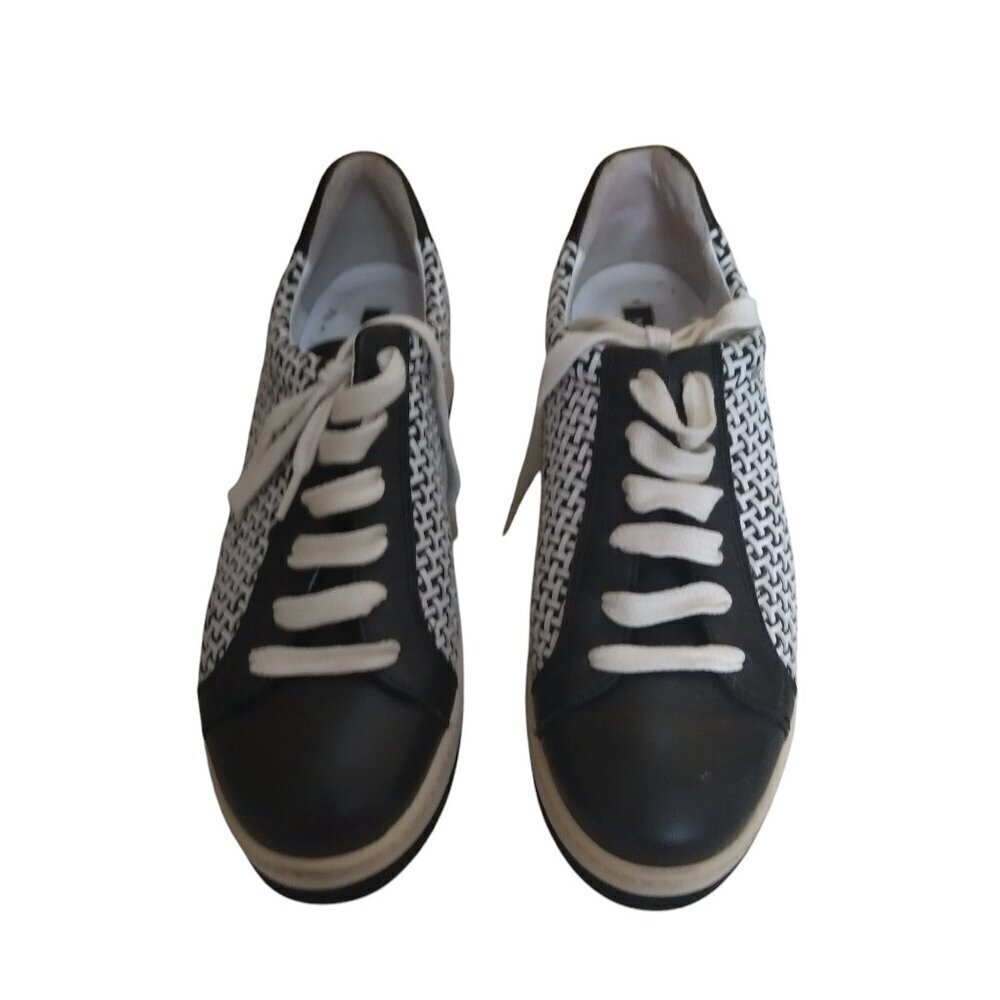 MANUEL BARCELO Women's Size 37/US 7 Leather Lace Up Platform Sneakers Shoes